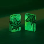 Žiebtuvėlis Zippo Glowing Leaves Design