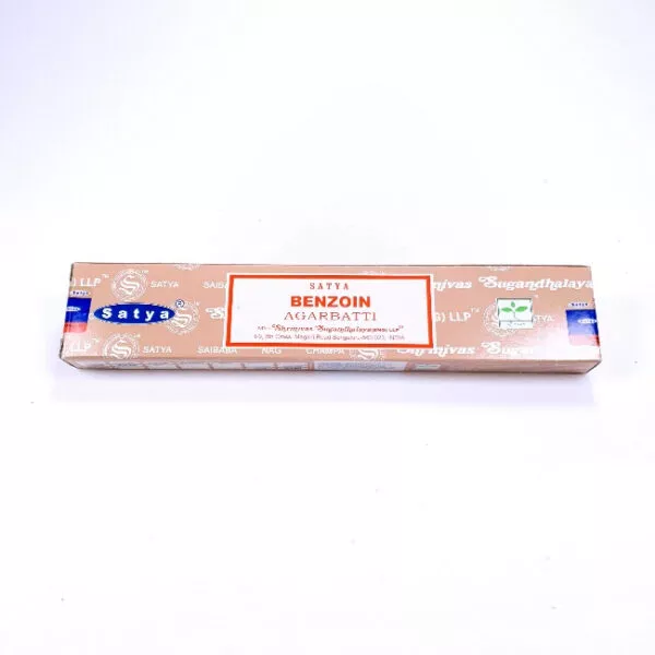 Satya Benzoin natūralūs smilkalai 15g Satya Benzoin natūralūs smilkalai 15g pakuotė – sakų dūmelio serija