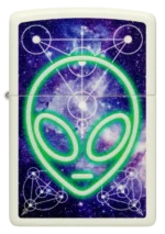 Žiebtuvėlis Zippo Alien šviečia tamsoje (žaliai)