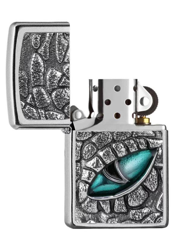 Žiebtuvėlis Zippo Kroko Eye atidarytas