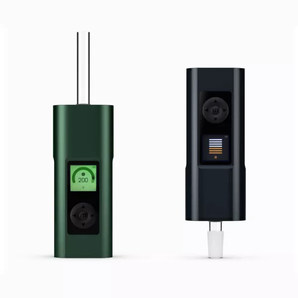 „ARIZER Solo 3 V2.0“ garintuvai kairėje žalias su „Session Mode“, dešinėje juodas su „On-Demand Mode“ pasirinkimu ekrane. „ARIZER Solo 3 V2.0“ garintuvai kairėje žalias su „Session Mode“, dešinėje juodas su „On-Demand Mode“ pasirinkimu ekrane.