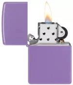 Žiebtuvėlis Zippo Smokey Lavender atidarytas dega