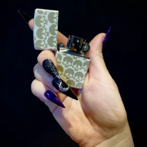 Žiebtuvėlis Zippo Skullveil Suzy Berhow