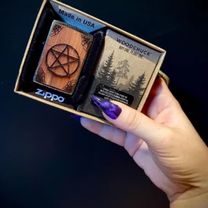 Žiebtuvėlis Zippo Witch's Flame Wooden Pentacle