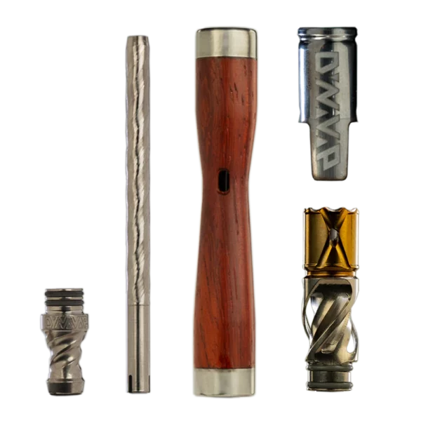 DynaVap The WoodWynd garintuvo išardytos detalės: dangtelis, antgalis, korpusas