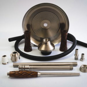 Apollo 11 Hookah - Wood kaljano išmontuotos nerūdijančio plieno ir natūralaus medžio dalys ant balto fono